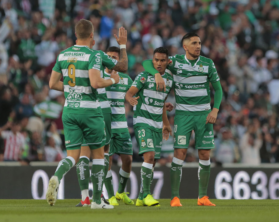 Con un marcador de 1-0 los guerreros le quitaron el invicto y el liderato a las Chivas.