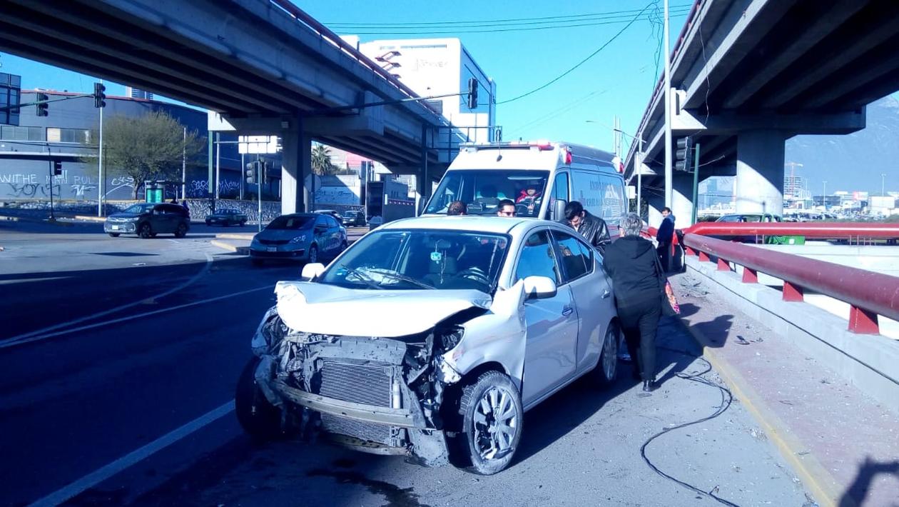 La circulación se ha visto afectada en los carriles de alta velocidad. Foto: Especial