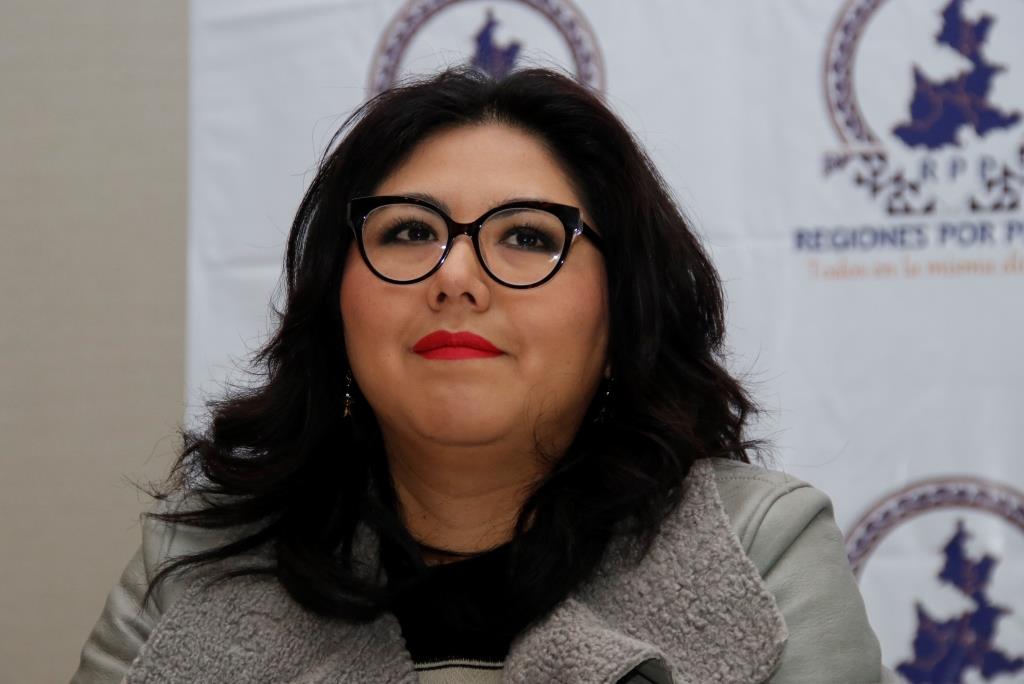 Genoveva Huerta presentó una organización llamada Regiones por Puebla (Agencia Enfoque)