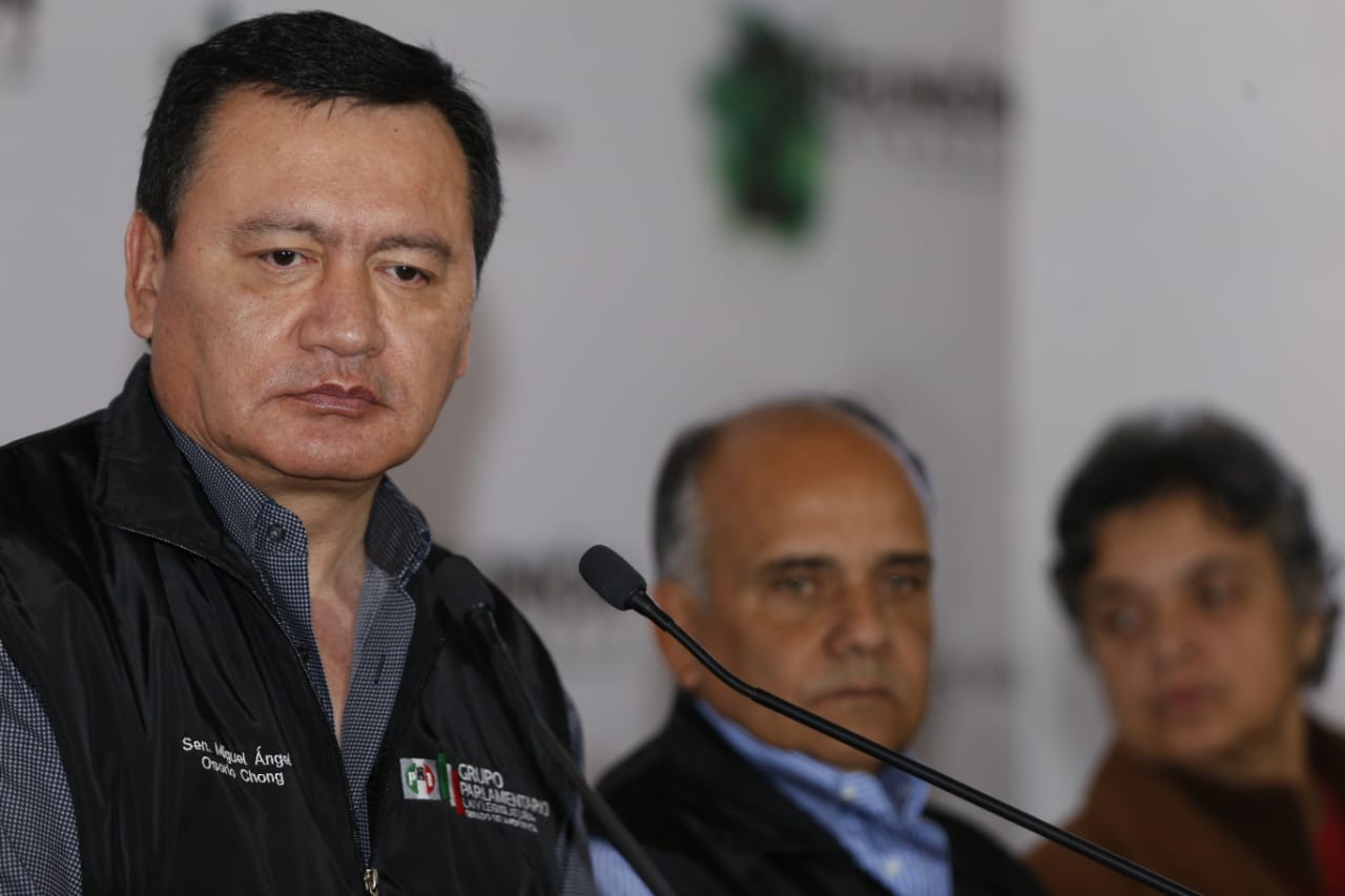 Miguel Ángel Osorio Chong, coordinador de la bancada del PRI en el Senado. (Héctor Téllez | Milenio)