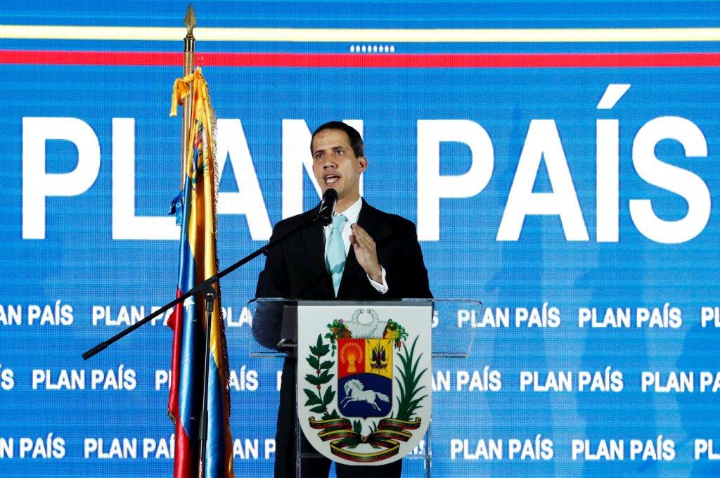 Guaidó presentó el Plan País en la Facultad de Sociales de la UCV. | Reuters