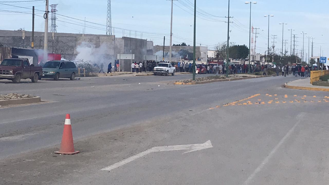 Protesta en complejo de Seguridad Pública de Ciudad Victoria.