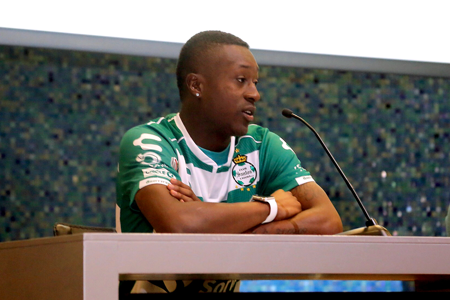 Reyes confirmó que el colombiano podría tener algunos minutos, según las circunstancias del partido. (Óscar Wong)