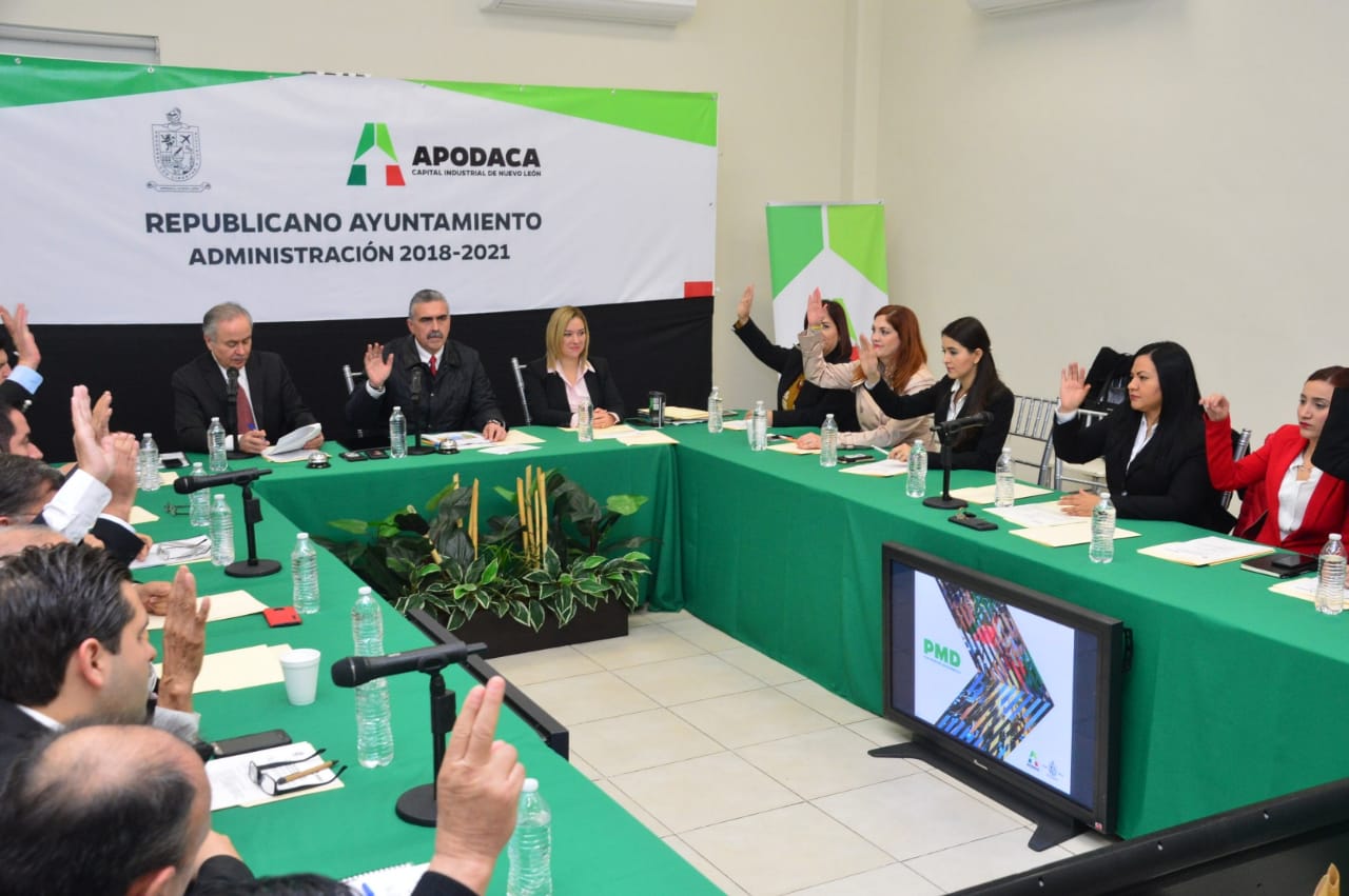 En esta misma sesión del Cabildo, el Ayuntamiento de Apodaca aprobó el Plan de Desarrollo Municipal 2018-2021. Foto: Especial