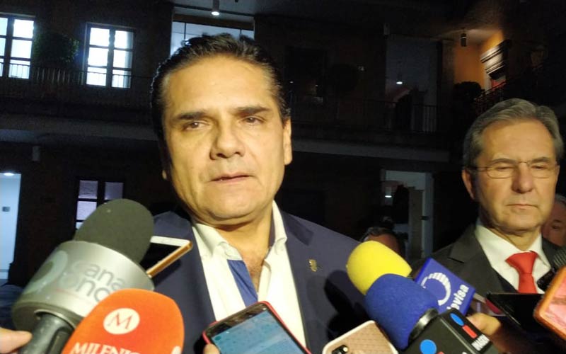 Las autoridades y la representación sindical advirtieron que se trata de una mesa permanente.