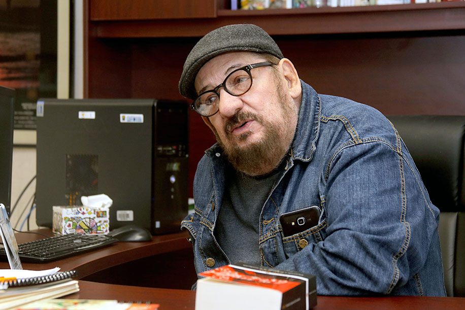 La constante migración y la adopción de las culturas en las que vivió marcaron su vida. (Óscar Wong)