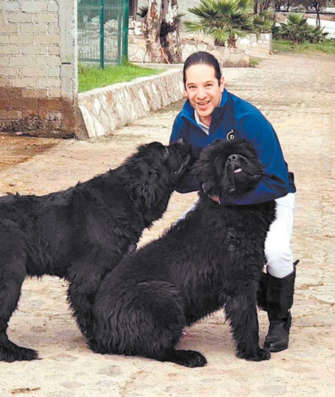 "Lucas", "Filipo", "Angie", "Manchas", "Triki" y "Sansón" son sus mascotas. (Especial)