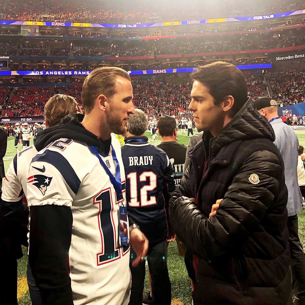 Harry Kane y Kaká en el Super Bowl LIII (NFL)