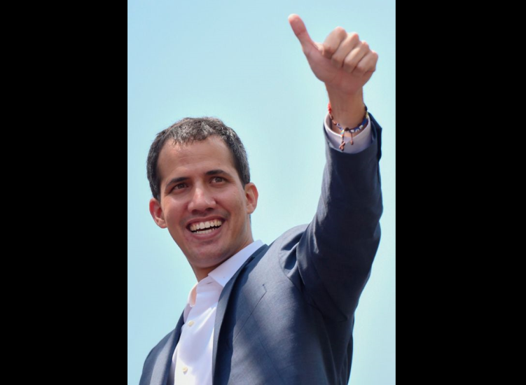 Juan Guaidó gana terreno frente a Maduro.