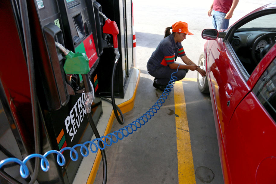 Los encargados de las gasolineras declararon que no contaban con combustible en almacén. (Milenio Digital)