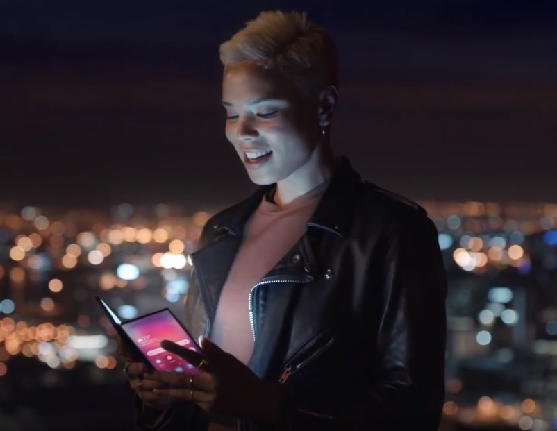 Se espera que Samsung presente el teléfono plegable el próximo 20 de febrero. (YouTube:  megusta)