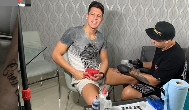 Gaspar Servio se tatuó a Maradona (Instagram: gasparservio)