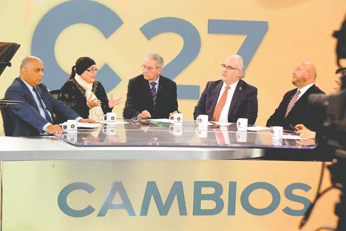 Los ex integrantes de la administración participaron en Cambios 27. ROBERTO ALANÍS