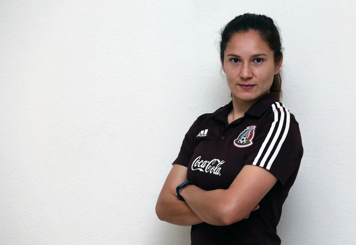 Desirée Monsiváis (Santiago Chaparro)