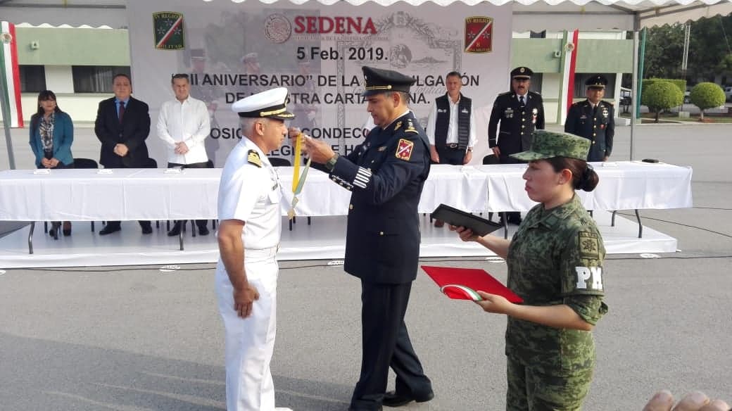 Entrega Sedena condecoración "Legión de honor" a capitán de Navío Carlos Alberto Morales Cruz
