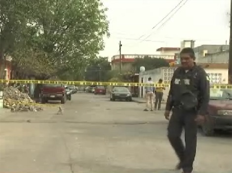 Los hechos ocurrieron sobre la calle 30 de Julio, en la colonia Santo Domingo, en San Nicolás de los Garza. Foto: Especial