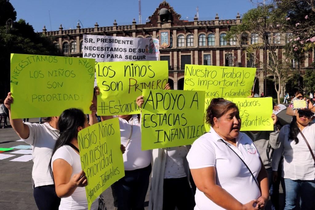 Trabajadoras de estancias infantiles en Morelos protestan por recorte presupuestal (Cuarstoscuro)