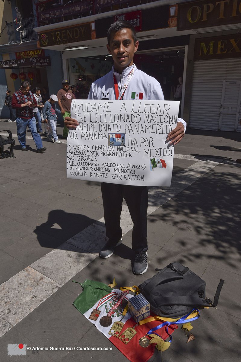 El taekwondoín mexicano, Daniel García 'botea' para poder participar en el Campeonato Panamericano (Cuartoscuro)