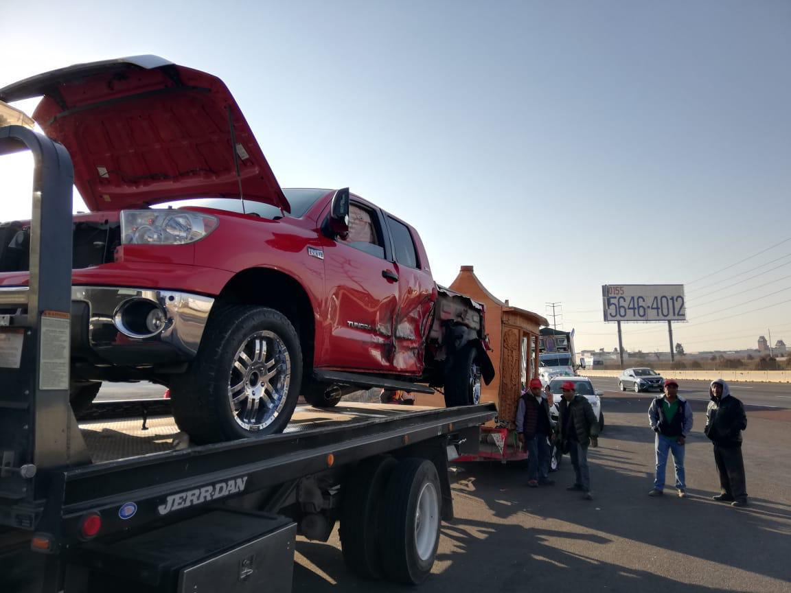 Fueron atendidos en el lugar por paramédicos de Caminos y Puentes Federales (Capufe)