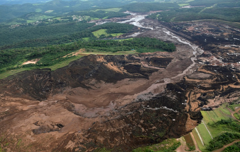 La tragedia ocurrió el 25 de enero pasado cuando una de las presas donde se almacenaban residuos minerales colapso.