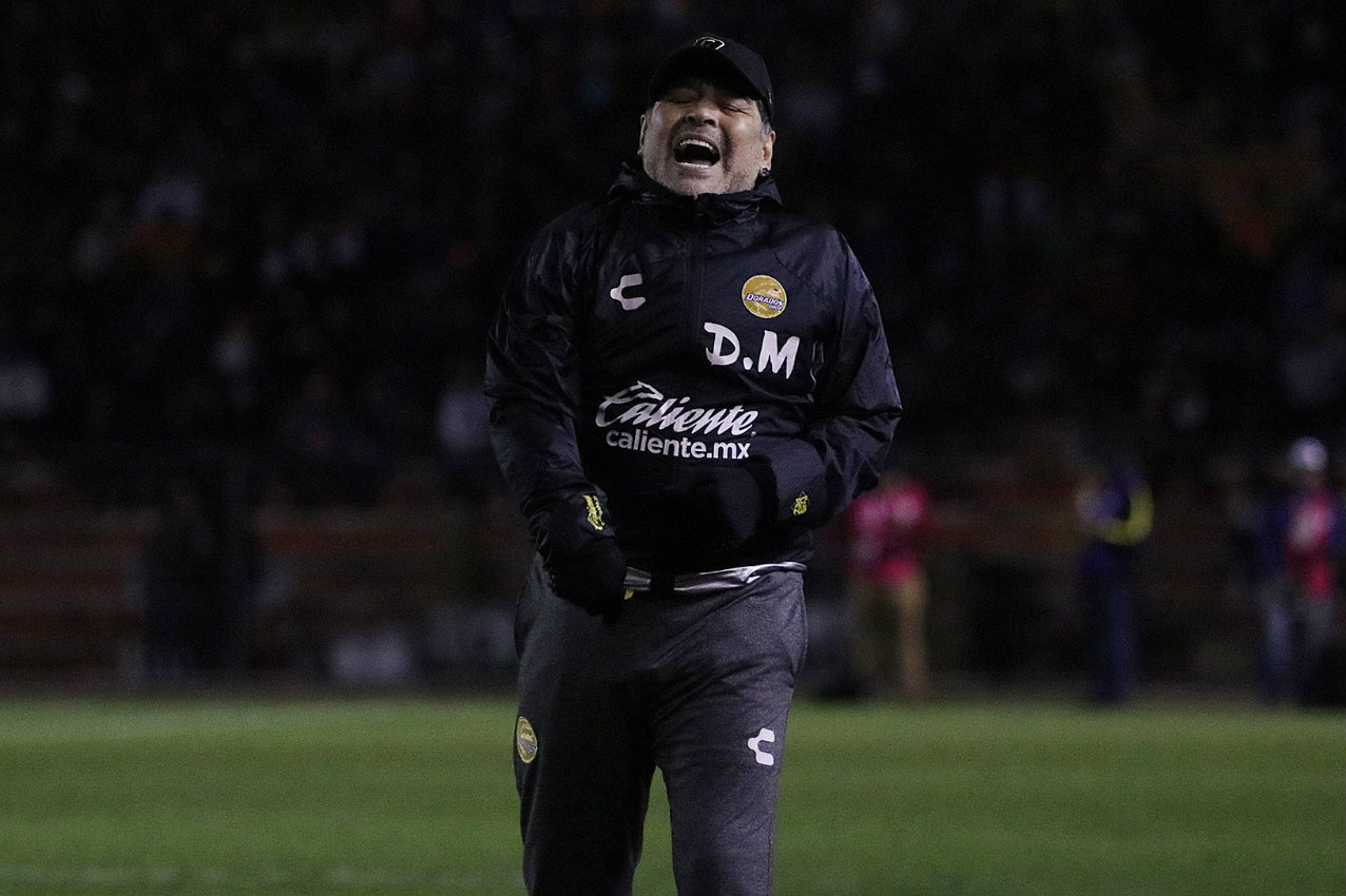 Maradona fue expulsado al final del encuentro (Imago7)