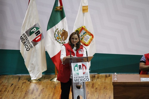 Asistió a la apertura de los trabajos de la Escuela Nacional de las Mujeres Priistas. (Claudia Aguilar)