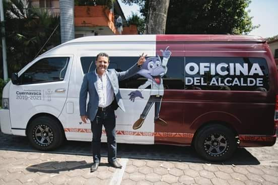 El alcalde de Cuernavaca buscará recorrer las las 374 colonias del municipio con su oficina móvil. (Especial)