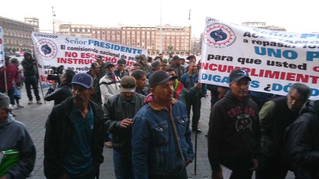 Los manifestantes salieron del Monumento a la Revolución al Zócalo. (César Velázquez)