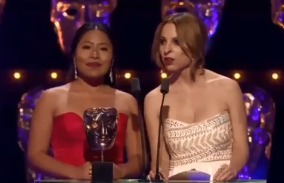 Yalitza Aparicio y Marina de Tavira. (Especial)
