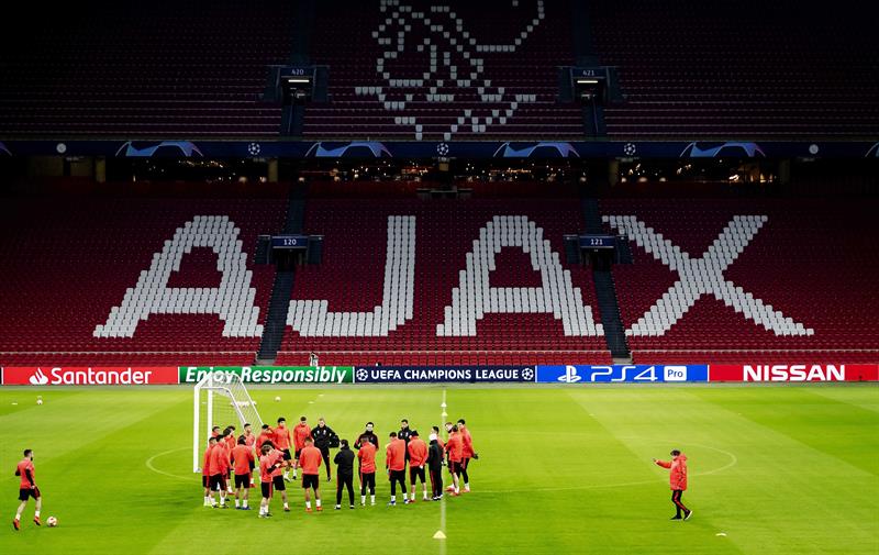 El Real Madrid entrenó en las instalaciones del Ajax (EFE)