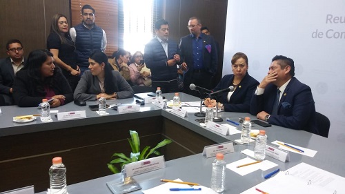 El tema más complejo es el de adopción, dicen legisladores. (Claudia Hidalgo)