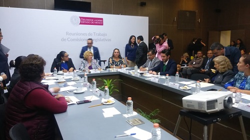 En comisiones el PVEM presentó la iniciativa. (Claudia Hidalgo)