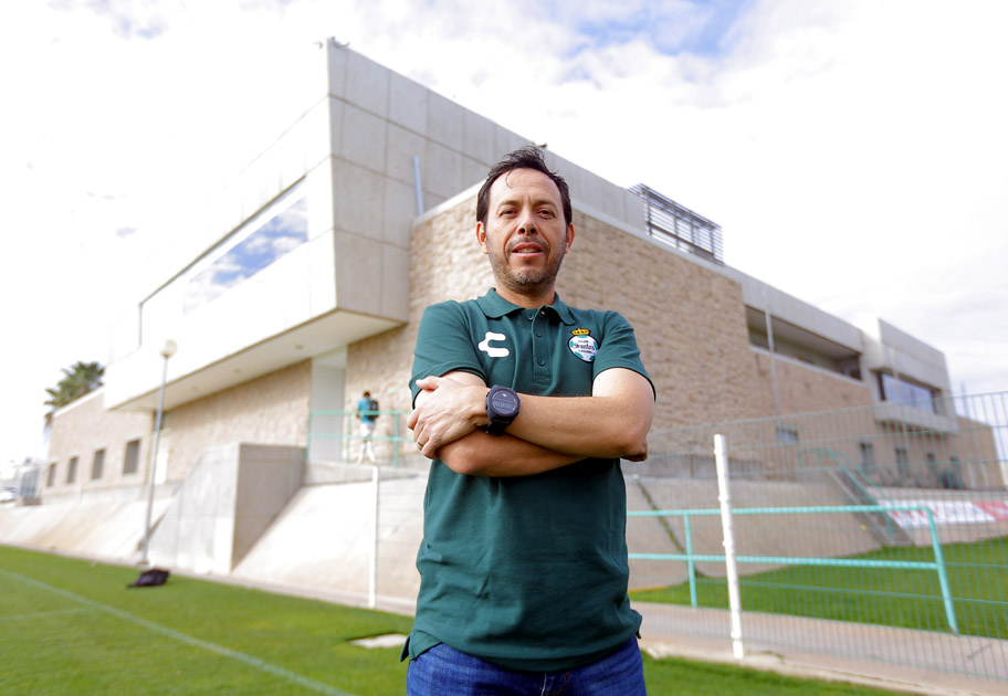 Eduardo Fentanes, director de Fuerzas Básicas. (Manuel Guadarrama)