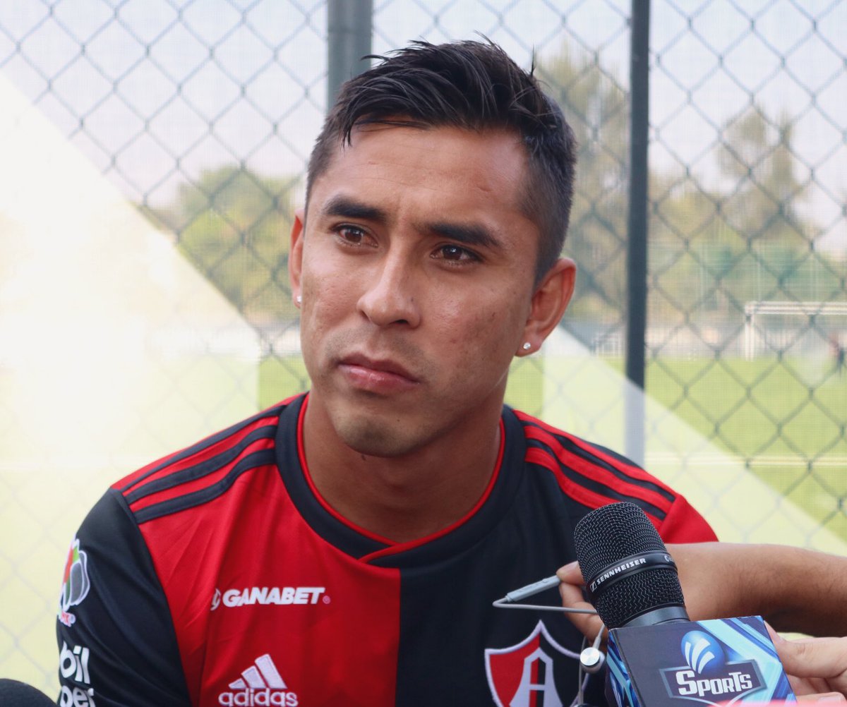 Jesús Isijara, compartió lo que significa para él vivir la euforia de su primer Clásico Tapatío. (Especial)