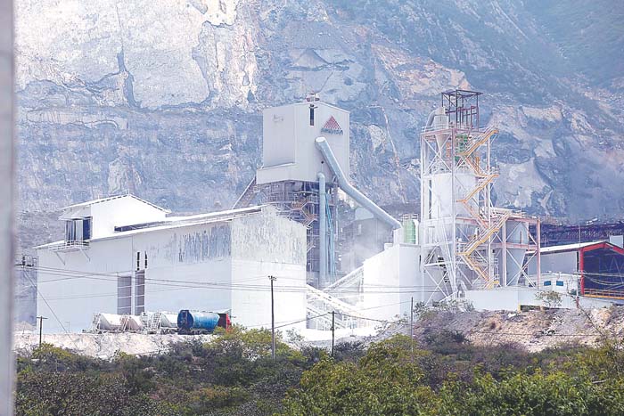 Pidió revisar las evaluaciones de impacto ambiental. archivo