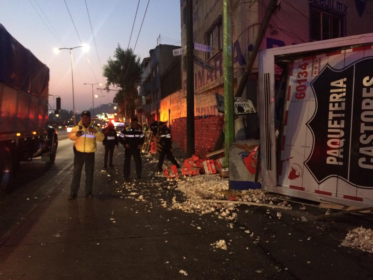 No hay personas lesionadas sólo daños materiales. (César Velázquez)