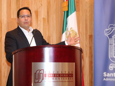 Héctor Castillo Olivares, alcalde de Santa Catarina. (Foto: Raúl Palacios)
