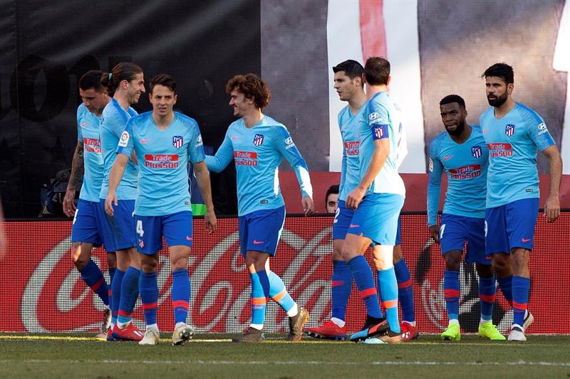 Antoine Griezmann le da el triunfo al Atlético de Madrid sobre el Rayo Vallecano (EFE)