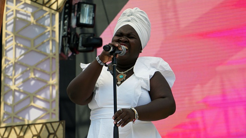 Dayme Arocena le puso sabor al fin de semana con su jazz cubano. (Foto: David Roseti)