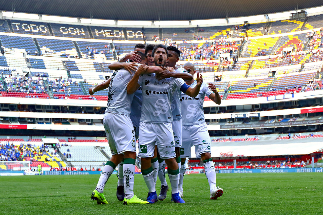 Santos nderrotó 1-2 a Cruz Azul en el Estadio Azteca (Imago7)