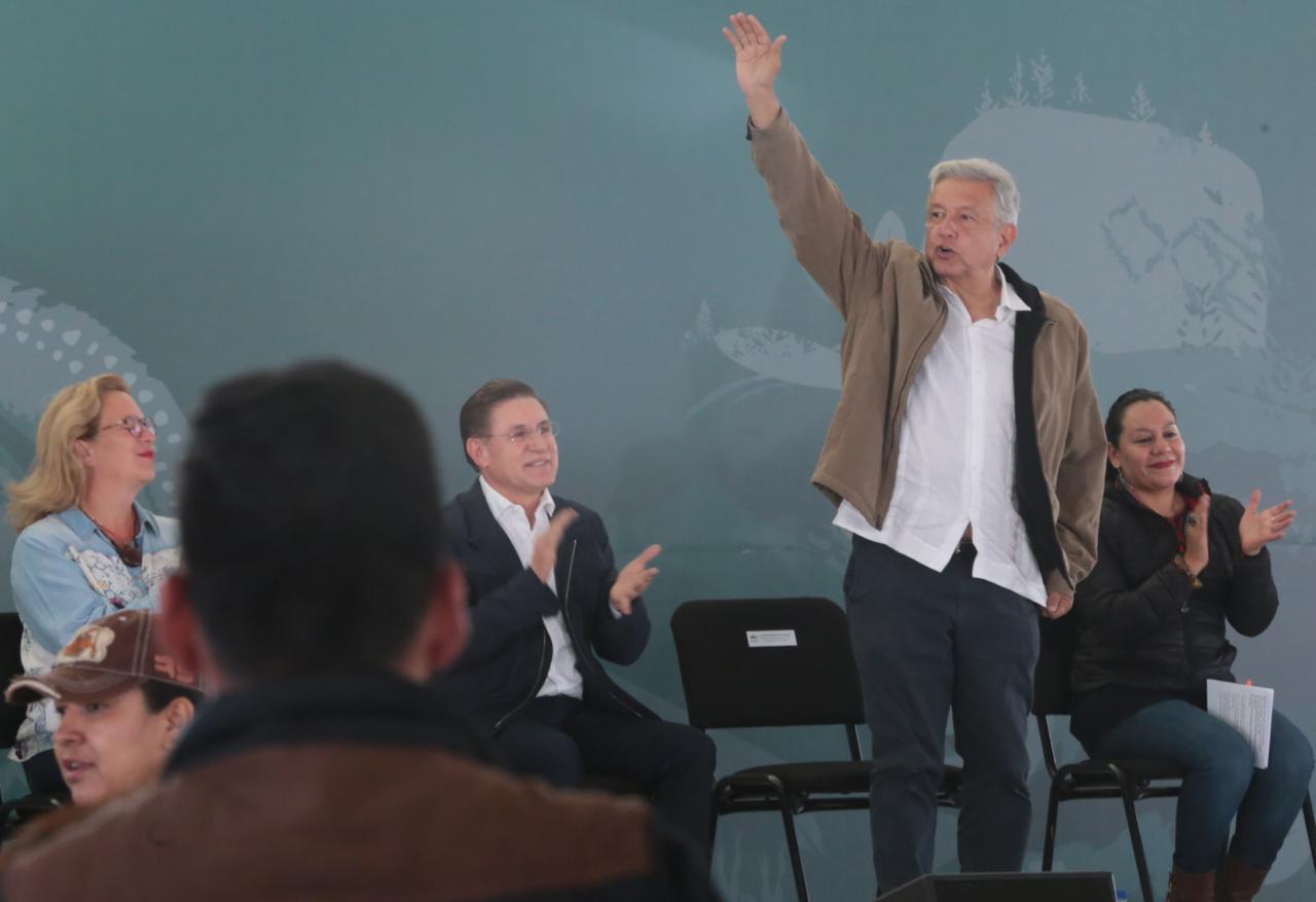 Andrés Manuel López Obrador en El Salto, Pueblo Nuevo, Durango, presenta el programa Sembrando Vida (Jesús Quintanar)