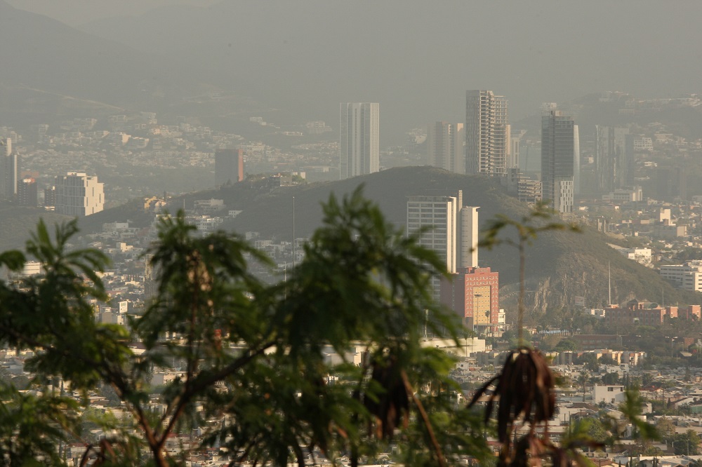 La partícula que predominó en el ambiente del área metropolitana fue la menor a 10 micrómetros (PM10). (Roberto Alanís)