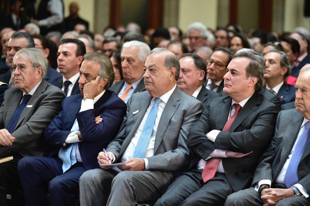 Carlos Slim asistió a la presentación del Consejo para el Fomento a la Inversión, el Empleo y el Crecimiento Económico.