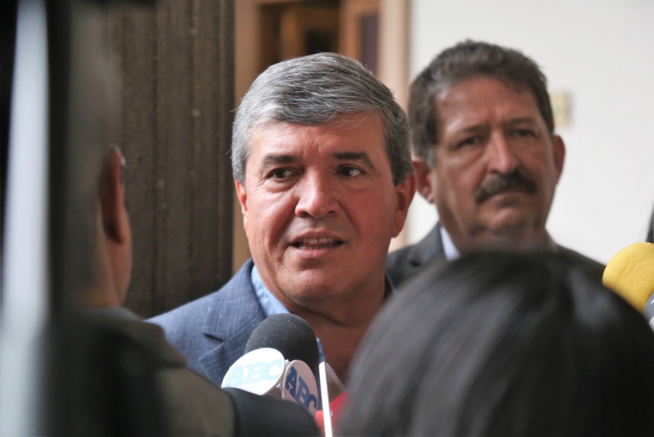 Manuel González dijo que el asesinato de ayer en San Pedro era "un simple robo que terminó en una tragedia". (Foto: Raúl Palacios)