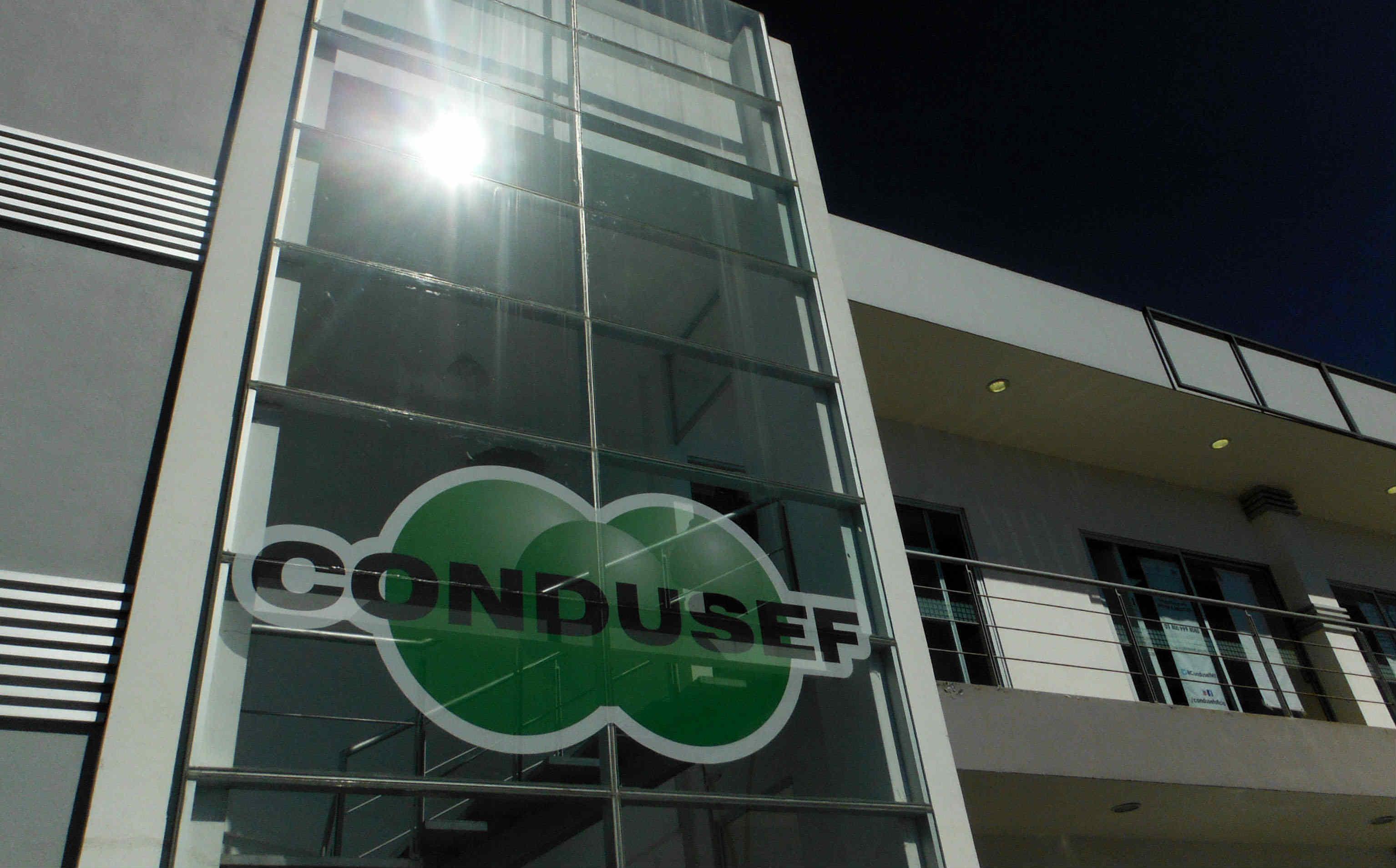 Condusef reabre portal de quejas- Grupo Milenio