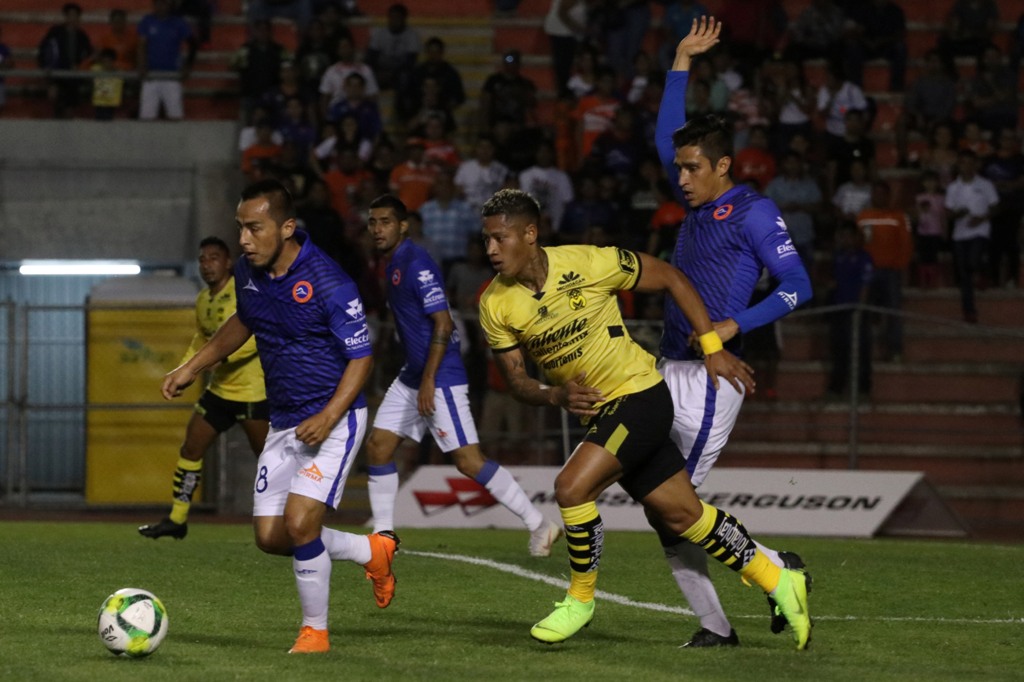 Correcaminos se enfrentó al Morelia.