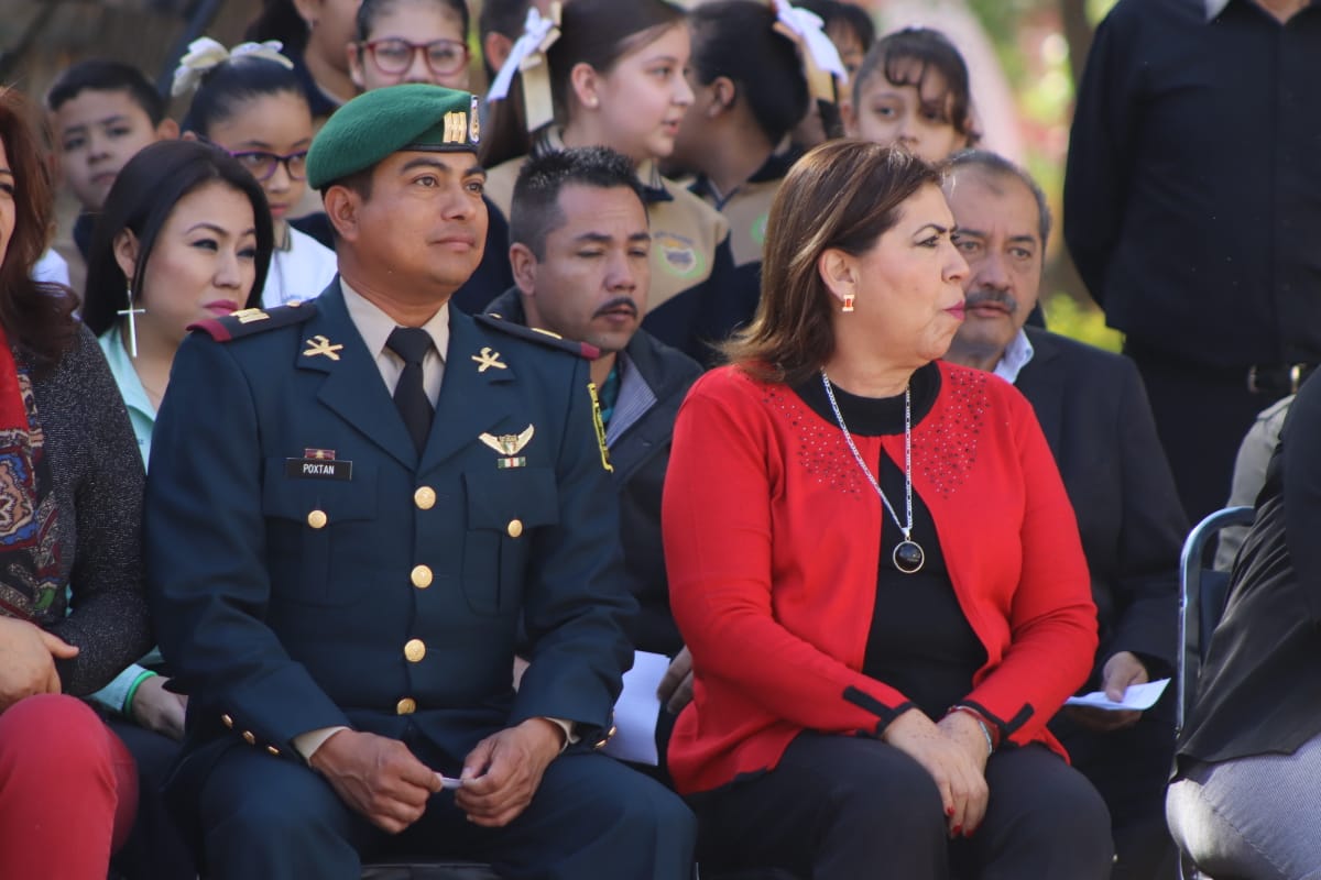 Estuvieron presentes la alcaldesa María Luisa González Achem y el representante del Mando Especial,  Jesús Alberto Poxtan Romero. (Rolando Riestra)