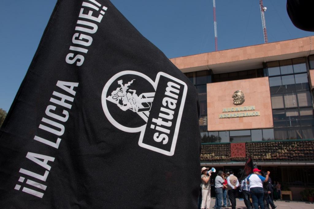 Maestros y personal administrativo piden un aumento salarial. (Cuartoscuro)