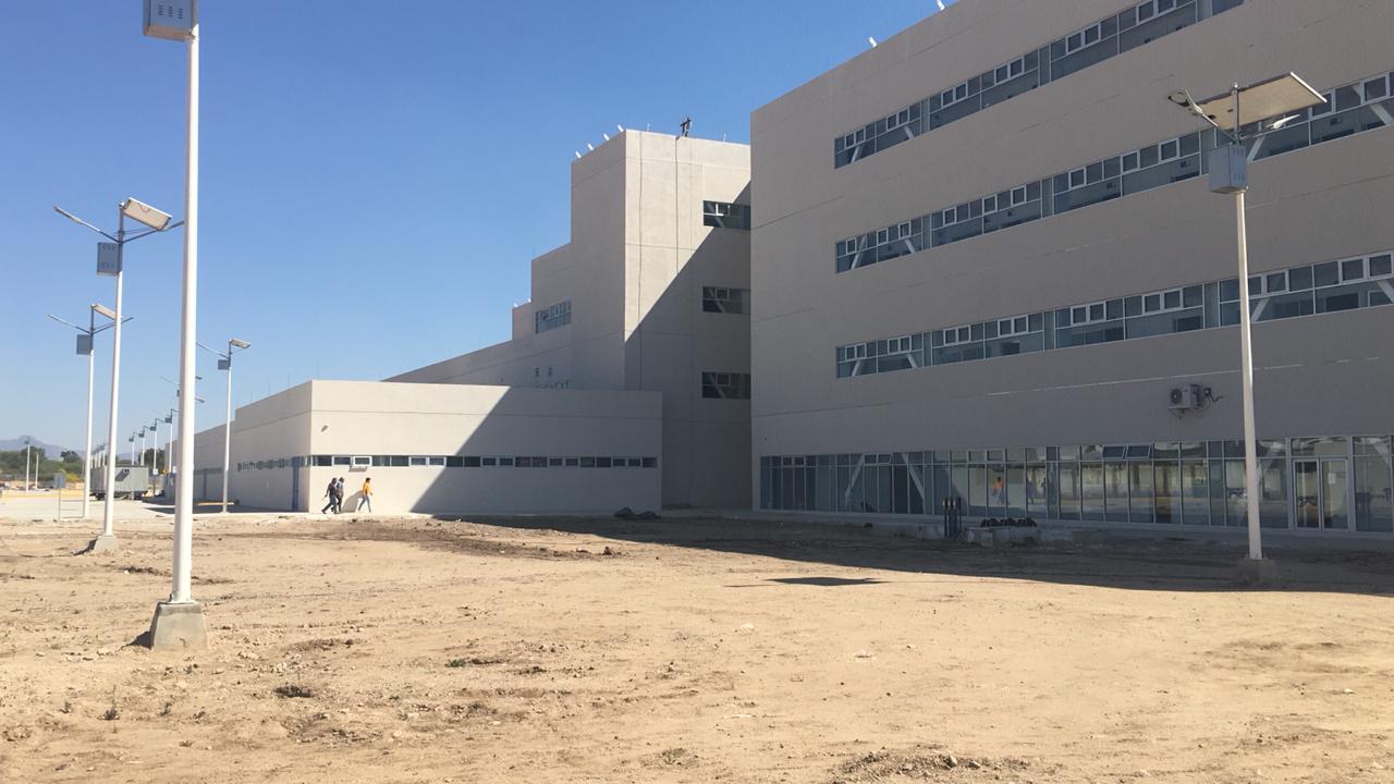 Retrasan apertura de Hospital Regional