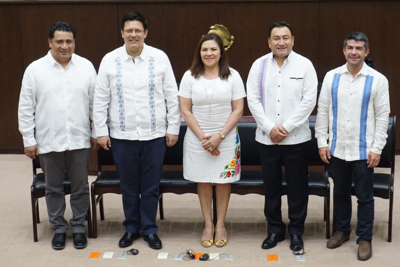 Los diputados locales del PAN iniciaron el programa en Mérida.